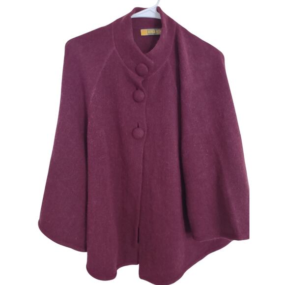 Alpaca Fashion Burgundy Sweater Cape One Size Made in Peru Timeless Quiet Luxury - Picture 1 of 5